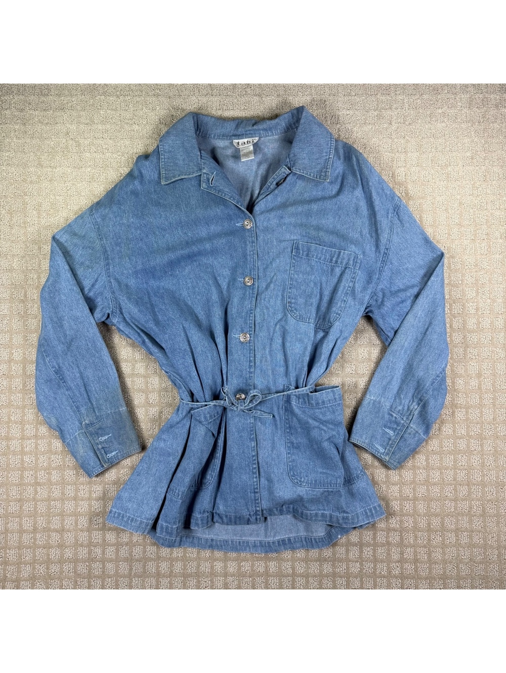 Tabi International belted chambray blouse L